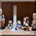 C07. Hummel lamps. 